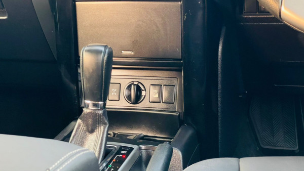 Toyota Land Cruiser Prado 2016 - Image 2