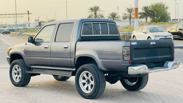 Toyota Hilux 1995 - Image 4