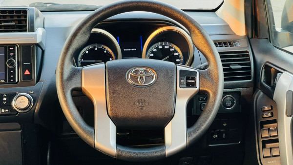 Toyota Land Cruiser Prado 2016 - Image 8