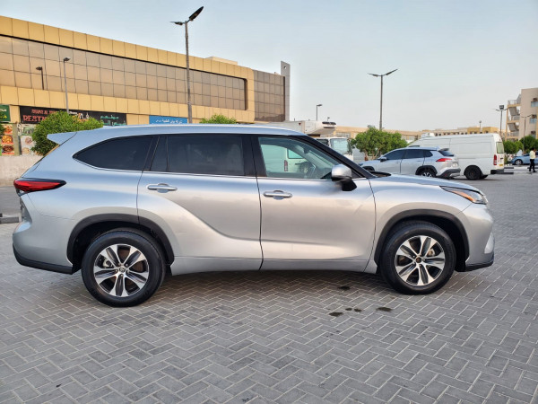 Toyota Highlander 2021 - Image 6