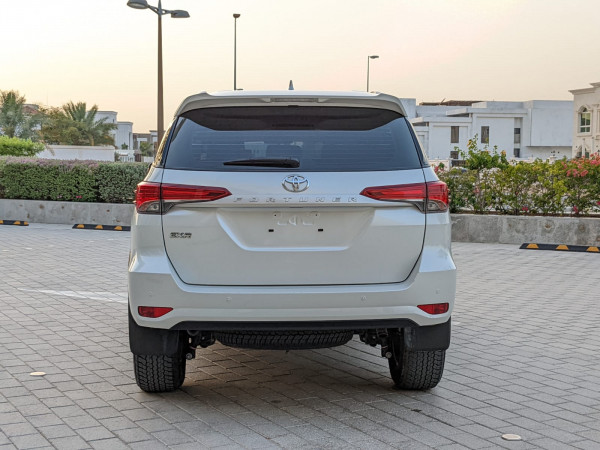 Toyota Fortuner 2023 - Image 11
