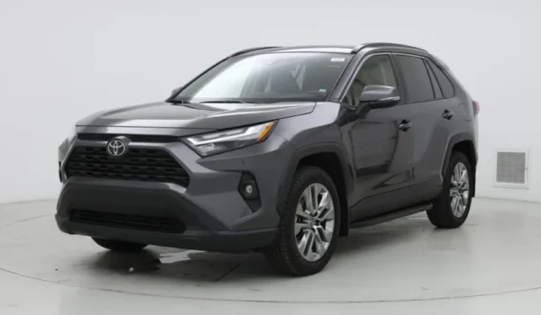 Toyota 2023 - Image 4