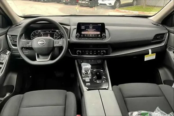 2025 Nissan Rogue S - Image 3