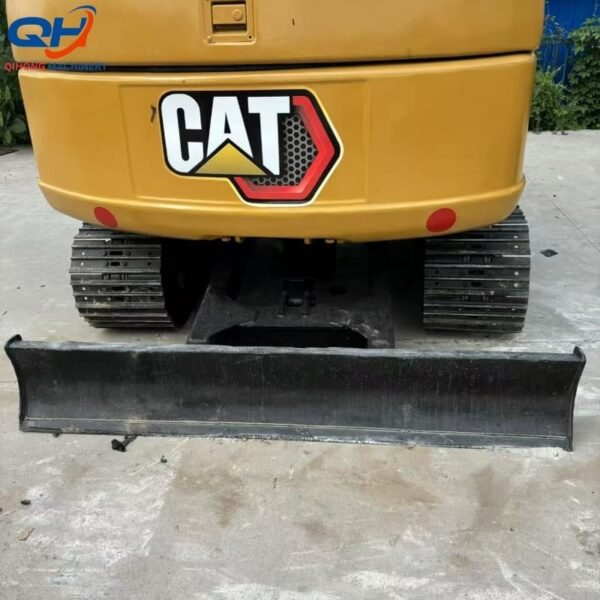 6ton Caterpillar 306D hydraulic excavator for earthmoving - Image 4