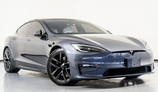 Tesla 2022 - Image 3