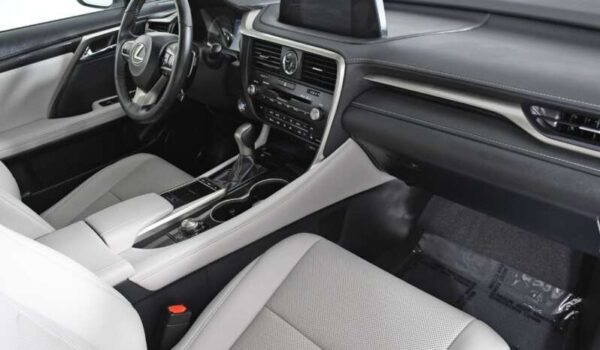 Lexus 2021 - Image 6
