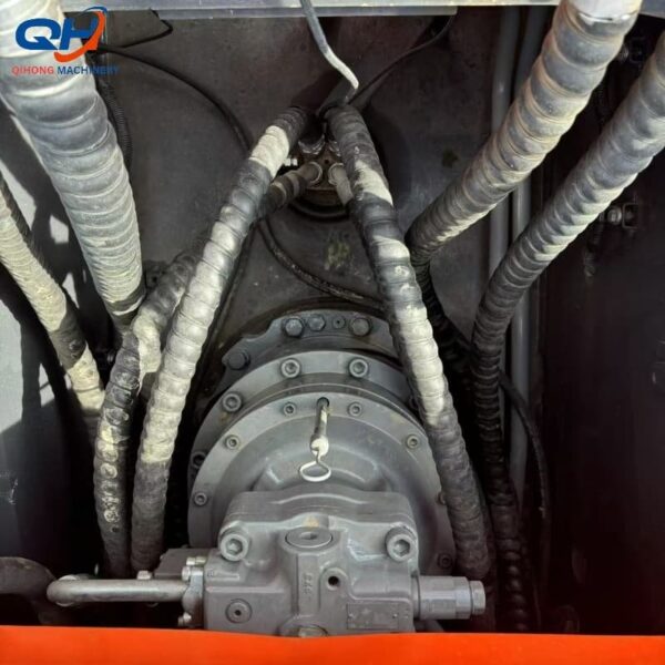 HITACHI ZX350 hydraulic crawler excavator - Image 3